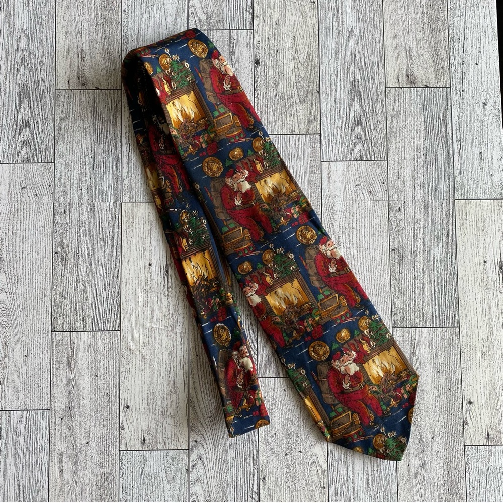 Robert Talbott for The Hound Santa Claus Christmas Men Silk Necktie Hand Printed